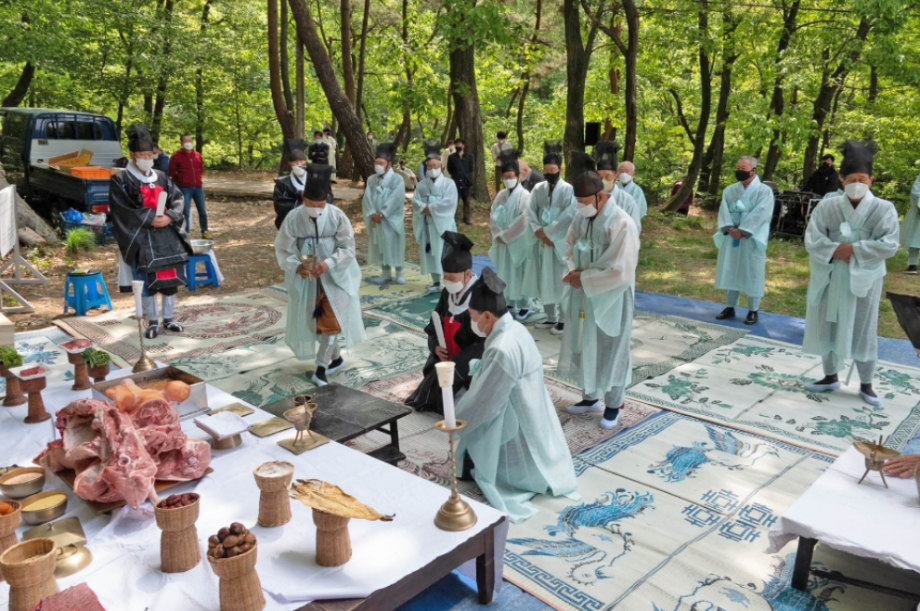 계룡산 전통 산신제